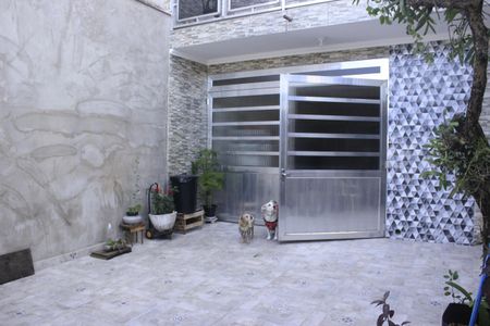 Casa à venda com 220m², 3 quartos e 3 vagasGaragem