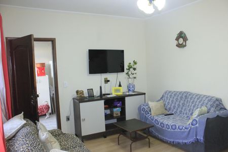 Casa à venda com 220m², 3 quartos e 3 vagasSala