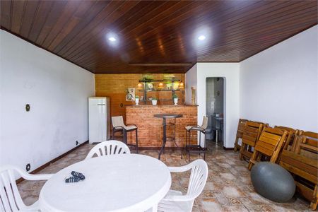 Casa à venda com 3 quartos, 195m² em Jardim Marajoara, São Paulo