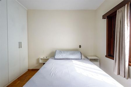 Casa à venda com 3 quartos, 195m² em Jardim Marajoara, São Paulo