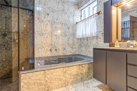 Casa à venda com 3 quartos, 244m² em Vila Clementino, São Paulo