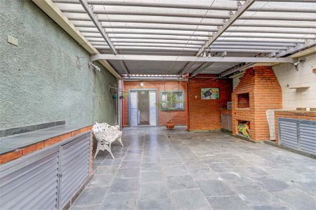 Casa à venda com 3 quartos, 244m² em Vila Clementino, São Paulo