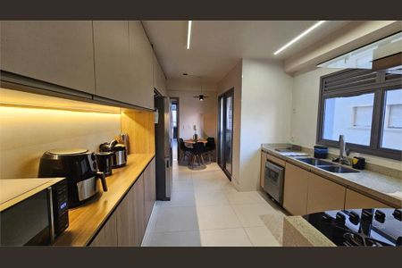 Apartamento à venda com 141m², 3 quartos e 2 vagas