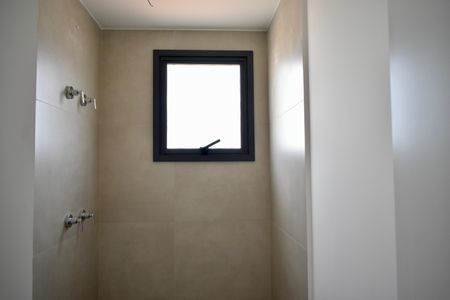 Apartamento à venda com 141m², 3 quartos e 2 vagas Apartamento à venda com 141m², 3 quartos e 2 vagasBanheiro da Suíte 3