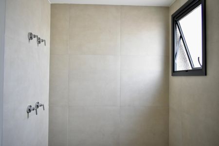 Apartamento à venda com 141m², 3 quartos e 2 vagas Apartamento à venda com 141m², 3 quartos e 2 vagasBanheiro da Suíte 1