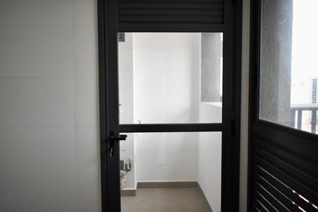 Apartamento à venda com 141m², 3 quartos e 2 vagas Apartamento à venda com 141m², 3 quartos e 2 vagasÁrea de Serviço