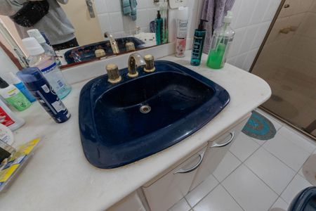 Apartamento à venda com 128m², 3 quartos e sem vaga Apartamento à venda com 128m², 3 quartos e sem vagaBanheiro