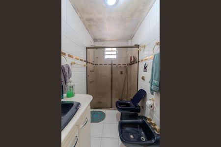 Apartamento à venda com 128m², 3 quartos e sem vaga Apartamento à venda com 128m², 3 quartos e sem vagaBanheiro