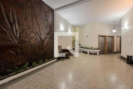 Apartamento à venda com 128m², 3 quartos e sem vaga Apartamento à venda com 128m², 3 quartos e sem vagaHall de entrada