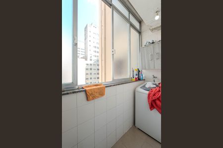 Apartamento à venda com 128m², 3 quartos e sem vaga Apartamento à venda com 128m², 3 quartos e sem vagaÁrea de Serviço