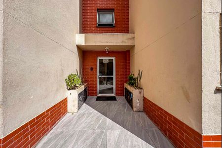 Apartamento à venda com 51m², 2 quartos e 1 vaga Apartamento à venda com 51m², 2 quartos e 1 vagaFachada do bloco