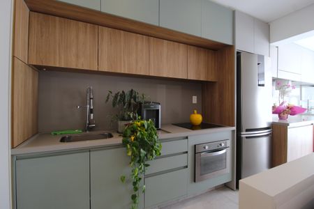 Sala/Cozinha de apartamento para alugar com 1 quarto, 46m² em Moema, São Paulo