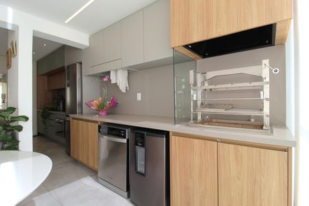 Sala/Cozinha de apartamento para alugar com 1 quarto, 46m² em Moema, São Paulo