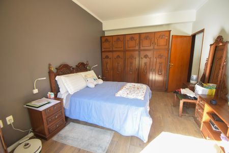 Casa à venda com 350m², 3 quartos e 2 vagasQuarto 1