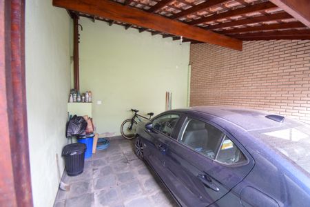 Casa à venda com 350m², 3 quartos e 2 vagasGaragem