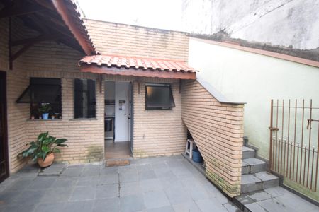 Casa à venda com 350m², 3 quartos e 2 vagasQuintal