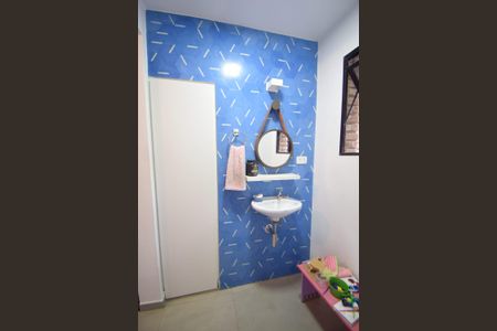 Casa à venda com 350m², 3 quartos e 2 vagasBanheiro