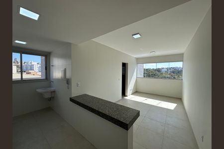 Apartamento à venda com 2 quartos, 86m² em Morro do Confisco, Contagem