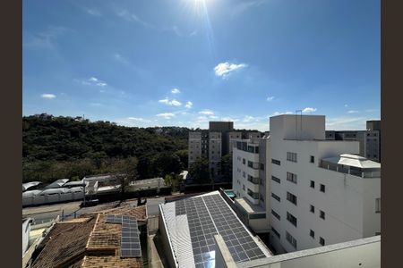 Apartamento para alugar com 86m², 2 quartos e 2 vagas