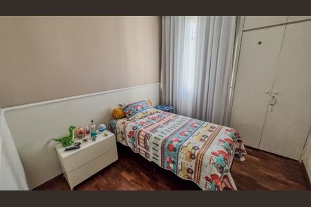 Apartamento para alugar com 93m², 3 quartos e 1 vagaQuarto 2