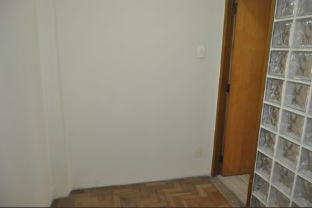 Apartamento à venda com 83m², 2 quartos e 1 vagaQuarto 2