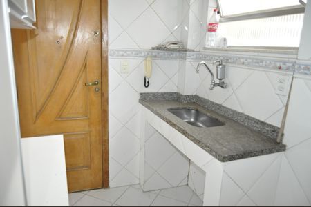 Apartamento à venda com 83m², 2 quartos e 1 vagaCozinha