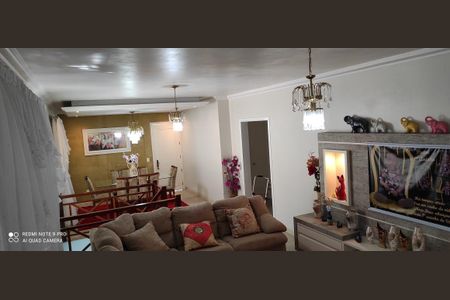 Casa para alugar com 1100m², 3 quartos e 5 vagas Casa para alugar com 1100m², 3 quartos e 5 vagasSala