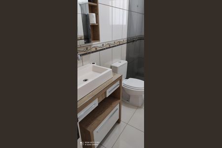 Banheiro de casa para alugar com 3 quartos, 1100m² em Rondônia, Novo Hamburgo
