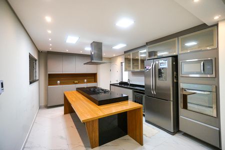 Casa à venda com 340m², 3 quartos e 3 vagas Casa à venda com 340m², 3 quartos e 3 vagasCozinha