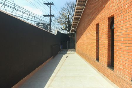 Casa à venda com 340m², 3 quartos e 3 vagas Casa à venda com 340m², 3 quartos e 3 vagasQuintal