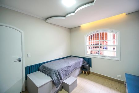 Casa à venda com 340m², 3 quartos e 3 vagas Casa à venda com 340m², 3 quartos e 3 vagasQuarto 1