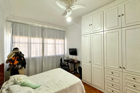 Apartamento à venda com 91m², 3 quartos e 1 vagaQuarto 02
