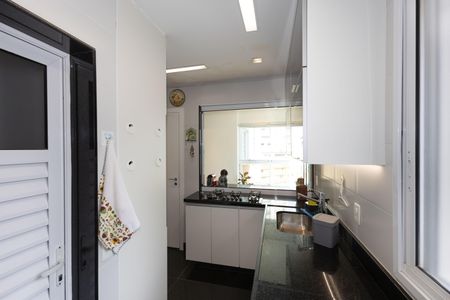 Apartamento à venda com 77m², 2 quartos e 2 vagas Apartamento à venda com 77m², 2 quartos e 2 vagasCozinha