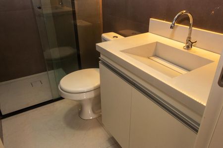 Apartamento à venda com 34m², 2 quartos e sem vaga Apartamento à venda com 34m², 2 quartos e sem vagaBanheiro