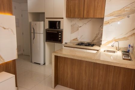 Sala de apartamento à venda com 2 quartos, 34m² em Jardim Taquaral, São Paulo
