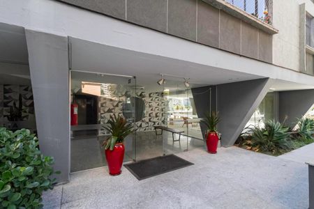 Apartamento à venda com 85m², 3 quartos e 2 vagas Apartamento à venda com 85m², 3 quartos e 2 vagasEntrada