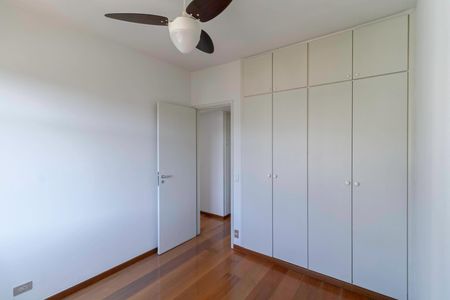 Apartamento à venda com 85m², 3 quartos e 2 vagas Apartamento à venda com 85m², 3 quartos e 2 vagasQuarto 3