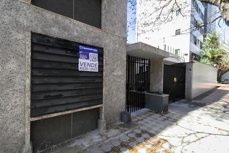 Apartamento à venda com 85m², 3 quartos e 2 vagas Apartamento à venda com 85m², 3 quartos e 2 vagasFachada