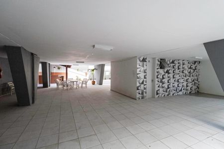 Apartamento à venda com 85m², 3 quartos e 2 vagas Apartamento à venda com 85m², 3 quartos e 2 vagasÁrea comum - Salão de festas