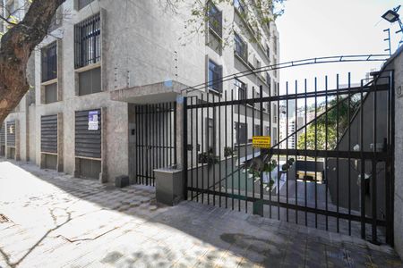 Apartamento à venda com 85m², 3 quartos e 2 vagas Apartamento à venda com 85m², 3 quartos e 2 vagasFachada