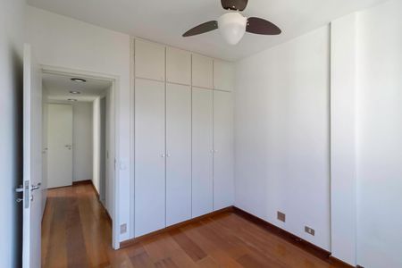 Apartamento à venda com 85m², 3 quartos e 2 vagas Apartamento à venda com 85m², 3 quartos e 2 vagasQuarto 3