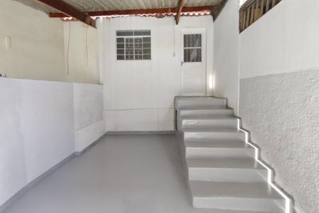 Casa para alugar com 125m², 2 quartos e 1 vaga Casa para alugar com 125m², 2 quartos e 1 vagaQuintal - Garagem