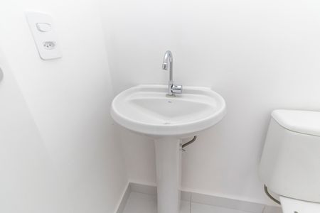 Apartamento para alugar com 33m², 2 quartos e sem vaga Apartamento para alugar com 33m², 2 quartos e sem vagaBanheiro