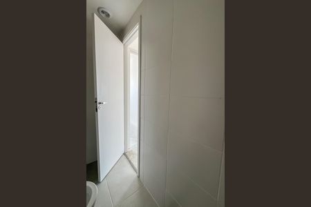 Apartamento à venda com 42m², 2 quartos e 1 vaga Apartamento à venda com 42m², 2 quartos e 1 vagaBanheiro