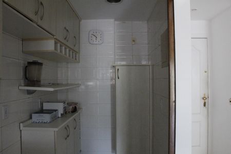 Apartamento à venda com 80m², 2 quartos e 1 vagaCozinha 