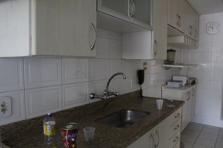 Apartamento à venda com 80m², 2 quartos e 1 vagaCozinha 