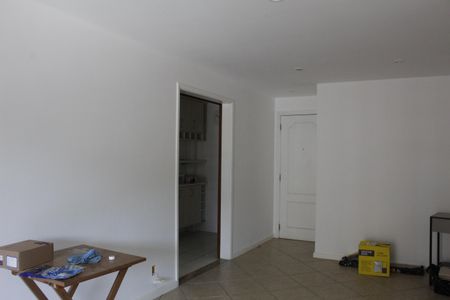 Apartamento à venda com 80m², 2 quartos e 1 vagaSala 