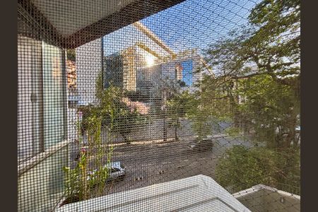 Apartamento à venda com 105m², 3 quartos e 2 vagas Apartamento à venda com 105m², 3 quartos e 2 vagasVista da Área de serviço