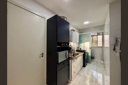 Apartamento à venda com 105m², 3 quartos e 2 vagas Apartamento à venda com 105m², 3 quartos e 2 vagasCozinha