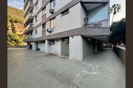 Apartamento à venda com 105m², 3 quartos e 2 vagas Apartamento à venda com 105m², 3 quartos e 2 vagasÁrea comum